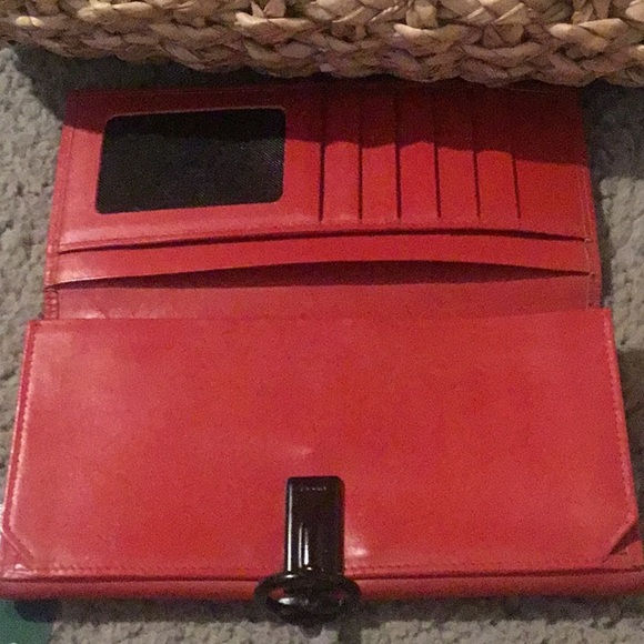 Gucci GG Supreme Horse bit Continental Wallet - Picture 9 of 16